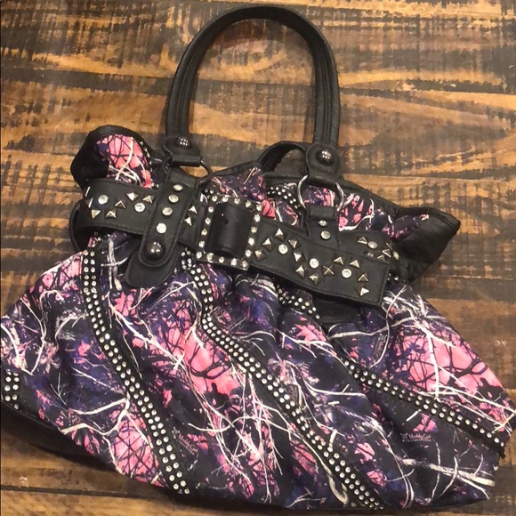 Purse - Picture 1 of 3